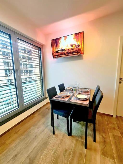Luxury One Bedroom With Free Parking Appartement Luxembourg